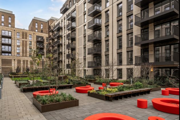 2 Bed, 7th Floor, Riley House, London, SW4