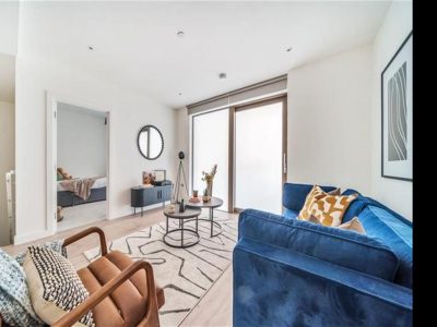 2 bed, 3rd floor, Anchors Point, Beckton, E16