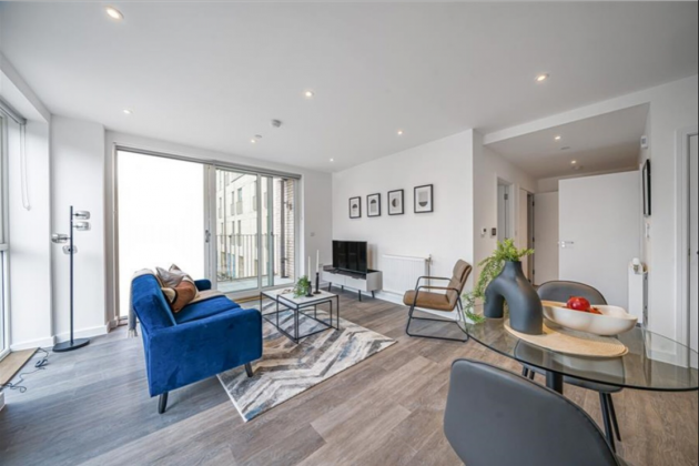 2 bed, 11th floor, Verona House, Dagenham, RM9